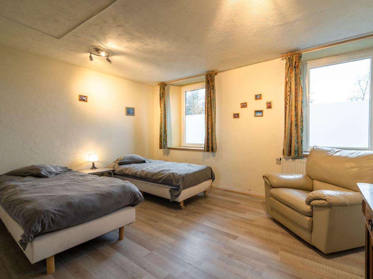 Modern Holiday Home In Sourbrodt With Private Pool Waimes Dış mekan fotoğraf